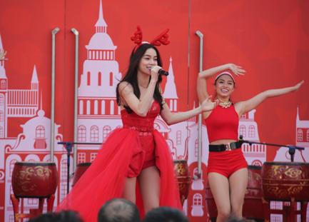 Khai trương Vincom Mega Mall Times City